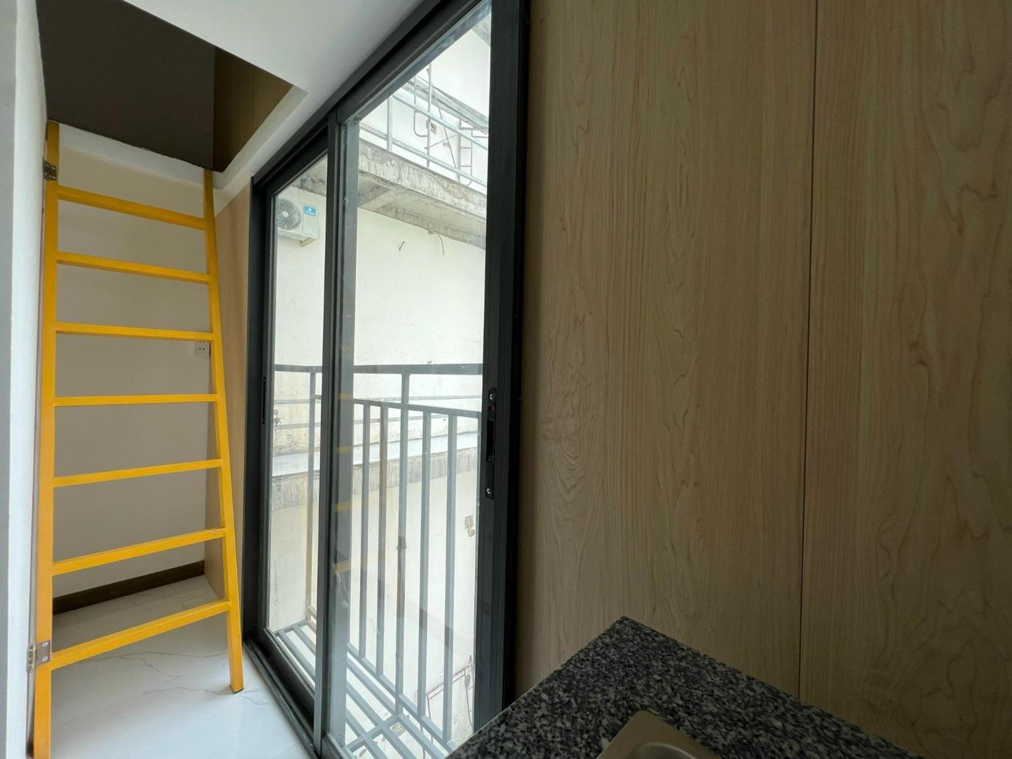 Smiley Quận 2 Khách sạn hẻo lánh 2*